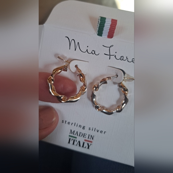 Italy Mia Fiore Sterling Silver Twisted Hoop Earrings New Box Date Night Gift - Picture 2 of 6